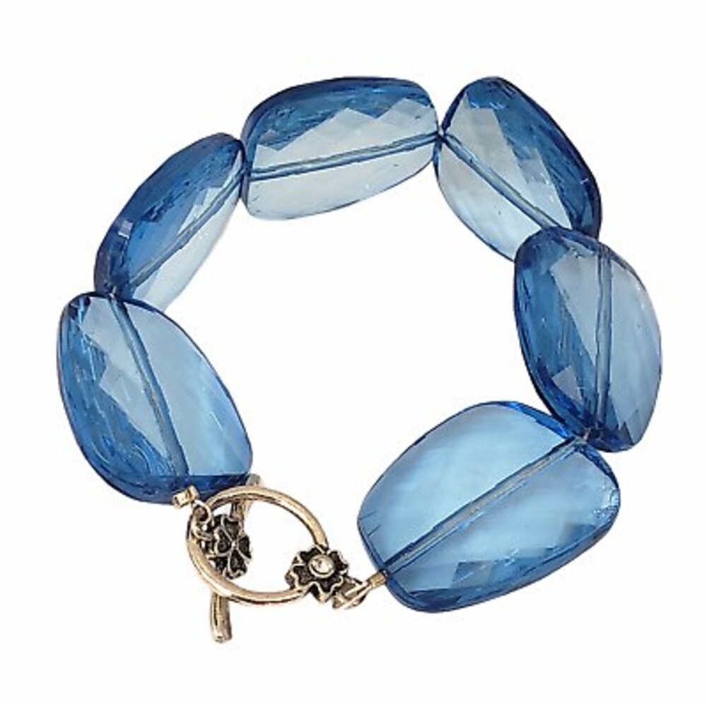 Blue Faceted Plastic Beads Silver Clover Bracelet